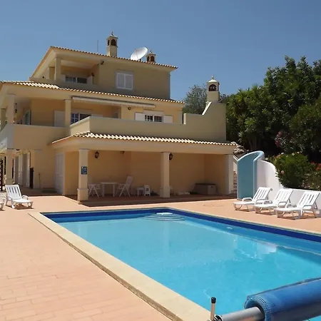 Casa Monte Santa Luzia Villa
